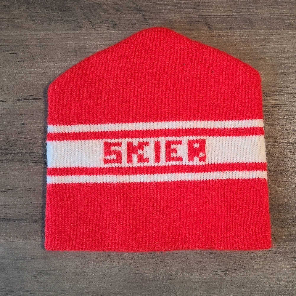 Vintage Skier Beanie Hat - Like new!